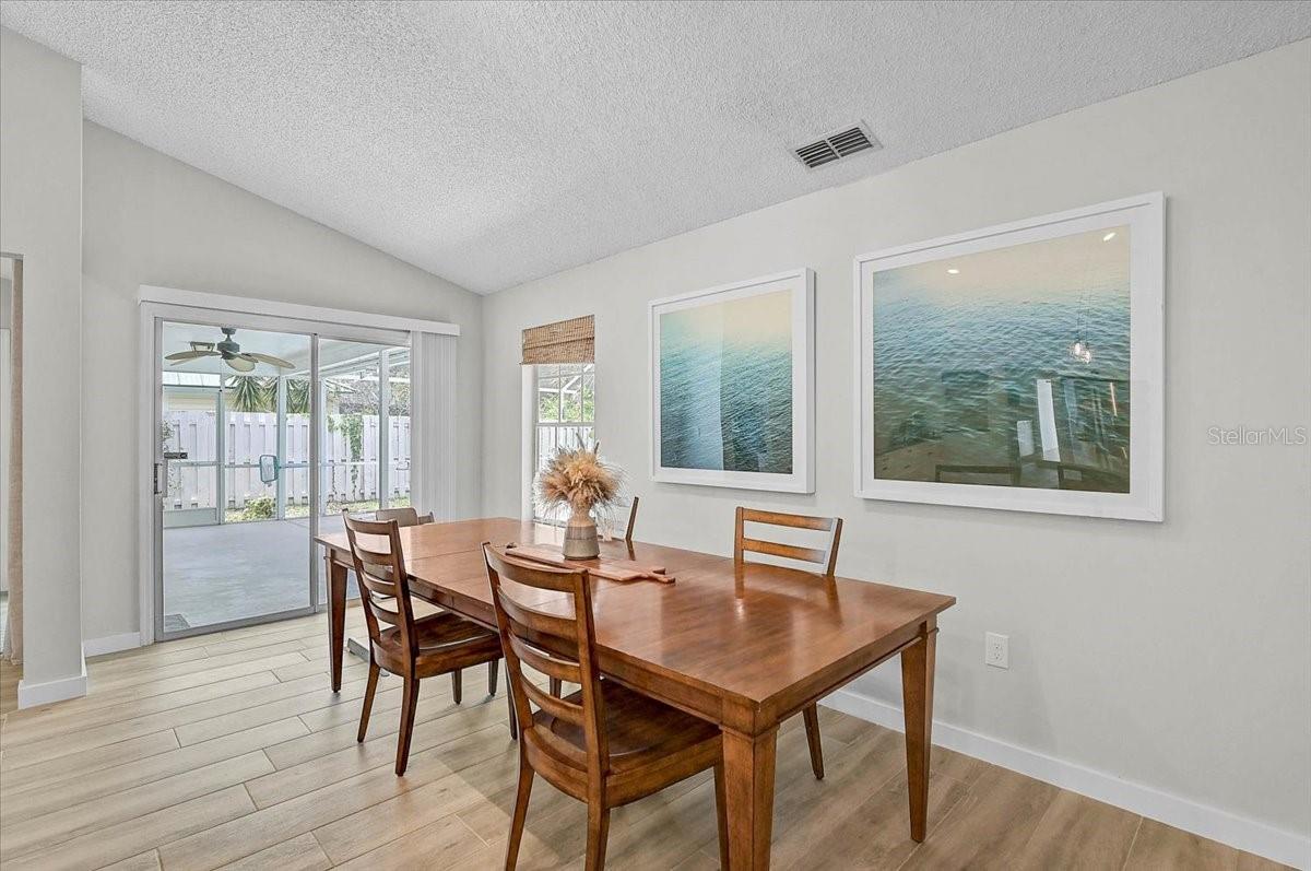 5737 FORESTER LAKE DR, SARASOTA, FL, 34243