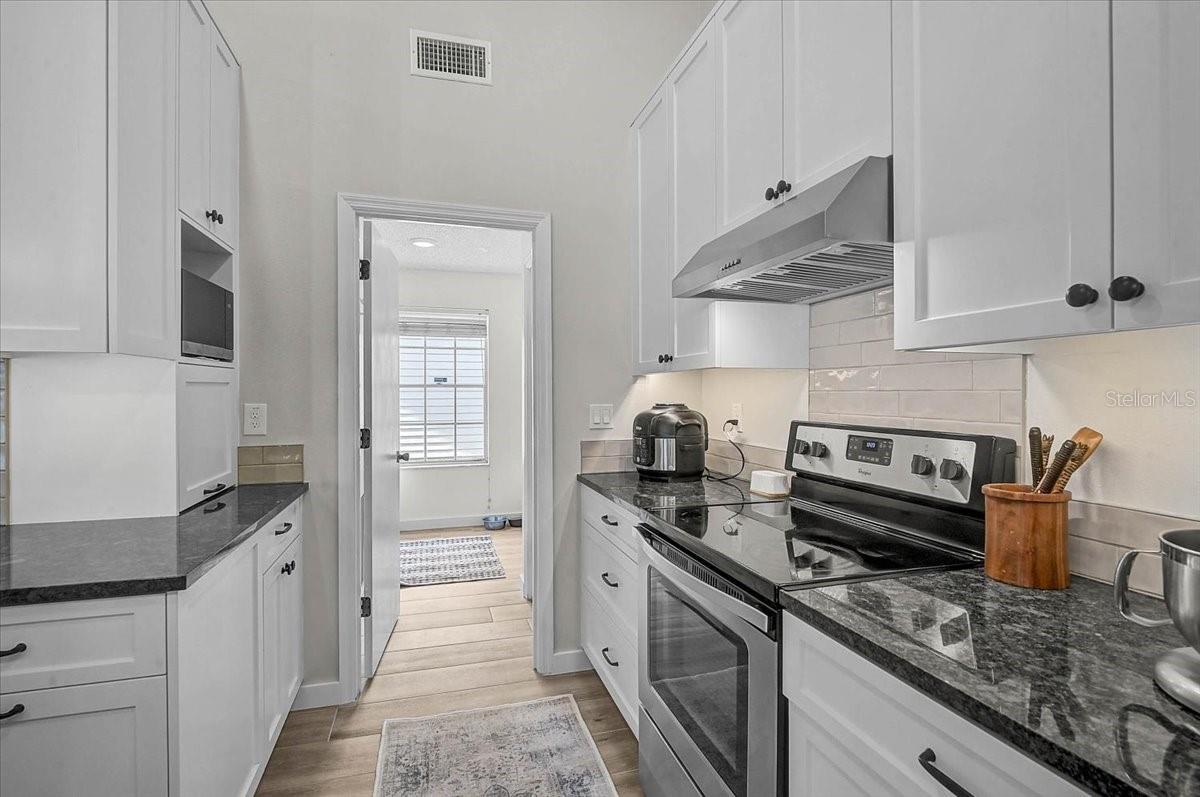 5737 FORESTER LAKE DR, SARASOTA, FL, 34243