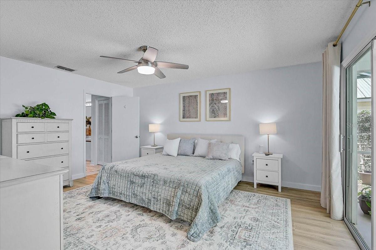 5737 FORESTER LAKE DR, SARASOTA, FL, 34243