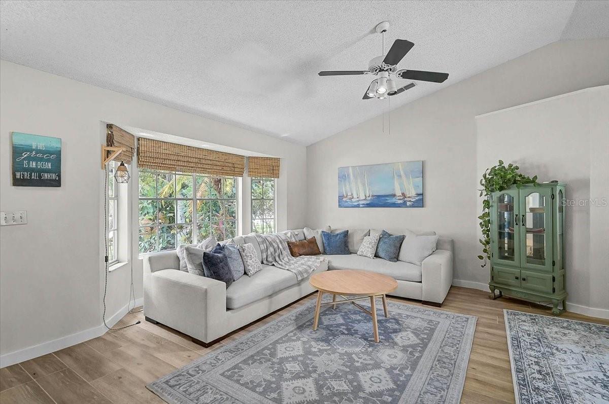 5737 FORESTER LAKE DR, SARASOTA, FL, 34243
