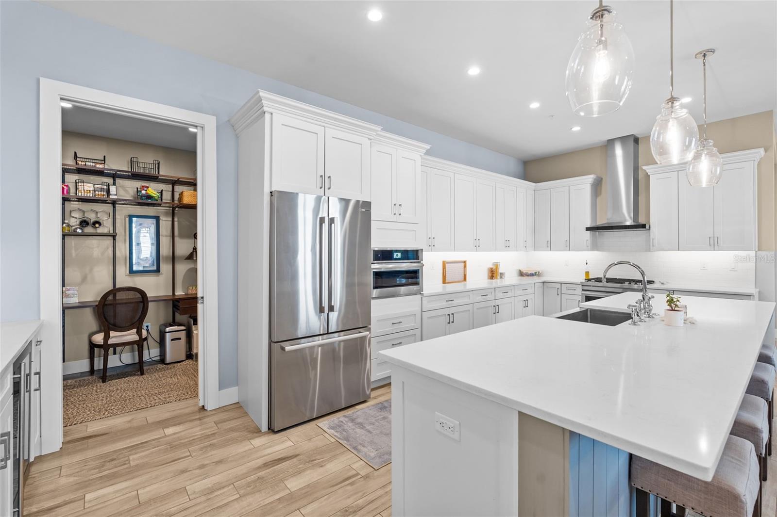 91 DAVIS BLVD #204, TAMPA, FL, 33606