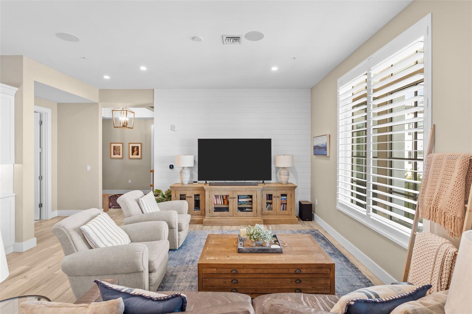 91 DAVIS BLVD #204, TAMPA, FL, 33606