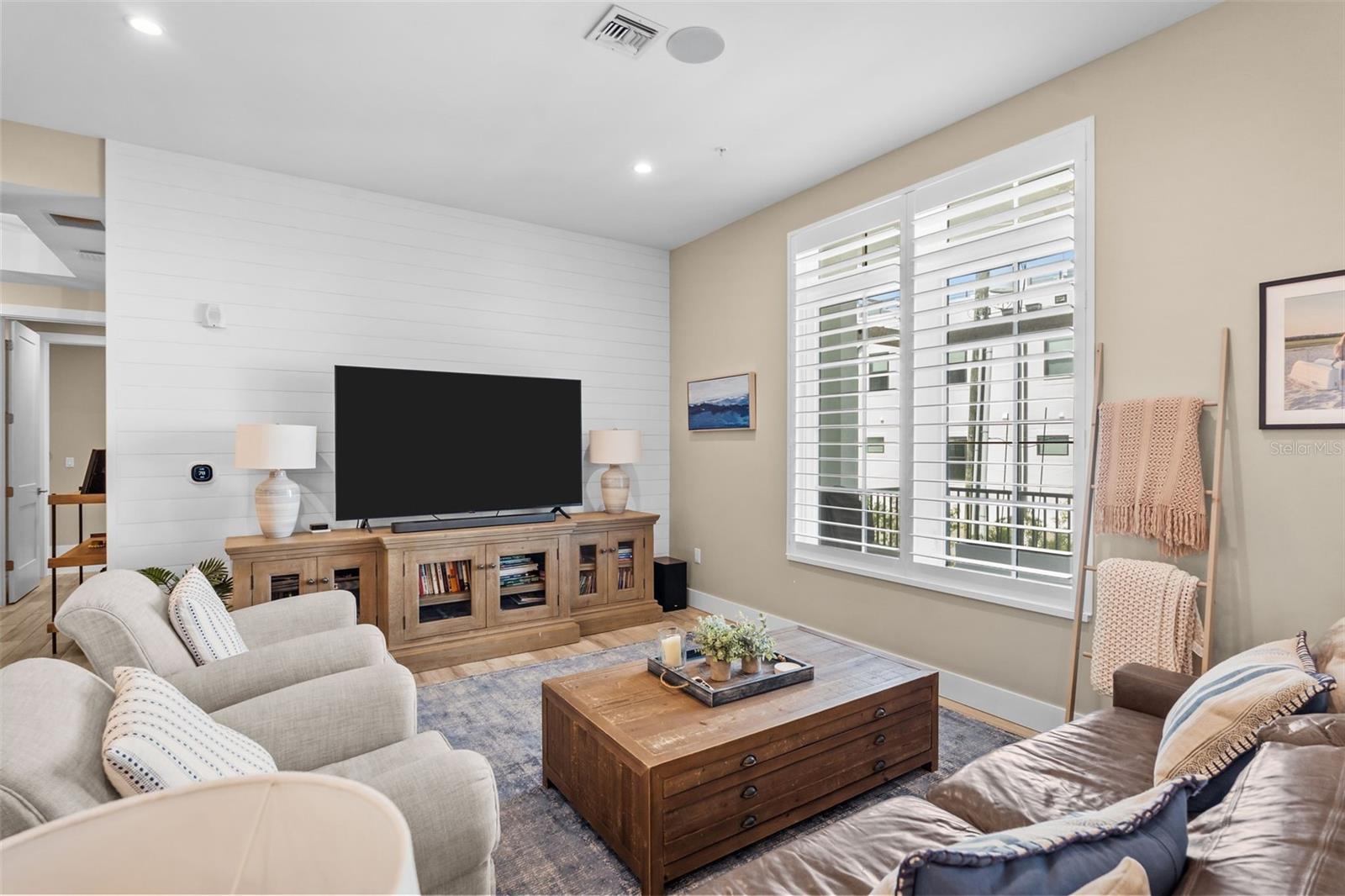 91 DAVIS BLVD #204, TAMPA, FL, 33606