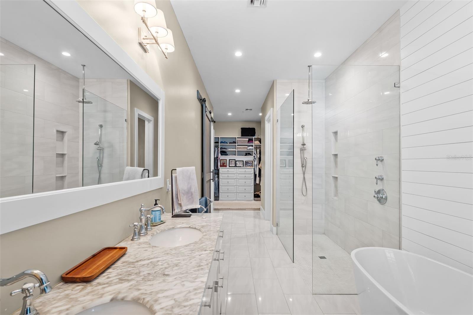 91 DAVIS BLVD #204, TAMPA, FL, 33606