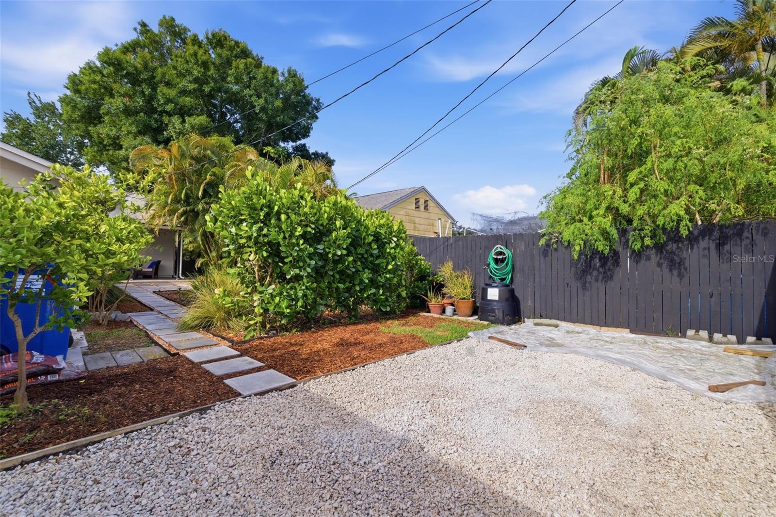 1421 21ST AVE N, ST PETERSBURG, FL, 33704