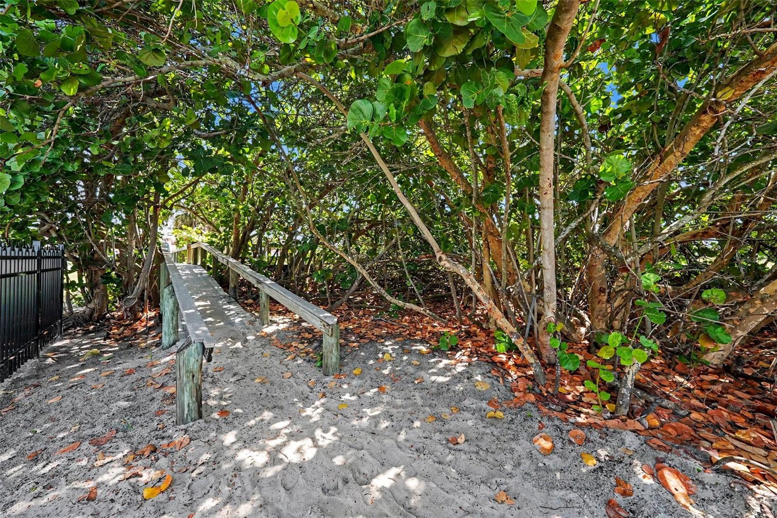 7050 SUNSET WAY #11, ST PETE BEACH, FL, 33706