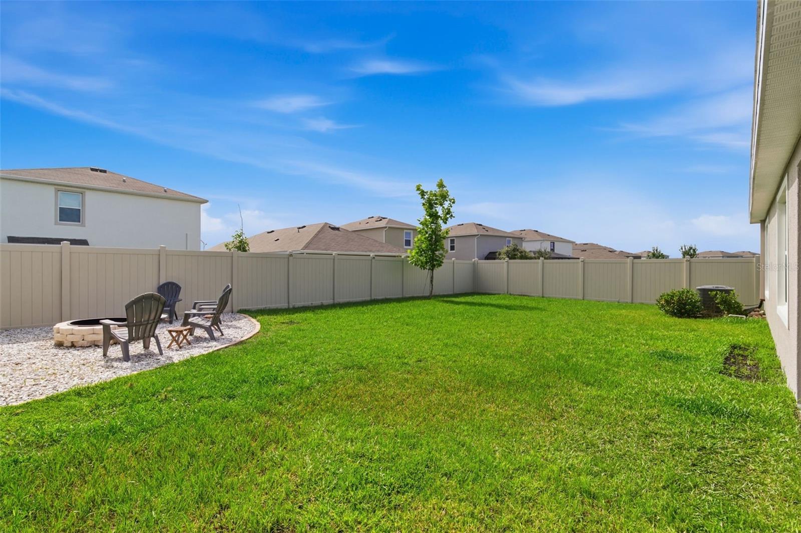 9014 FORGE BREEZE LOOP, WESLEY CHAPEL, FL, 33545
