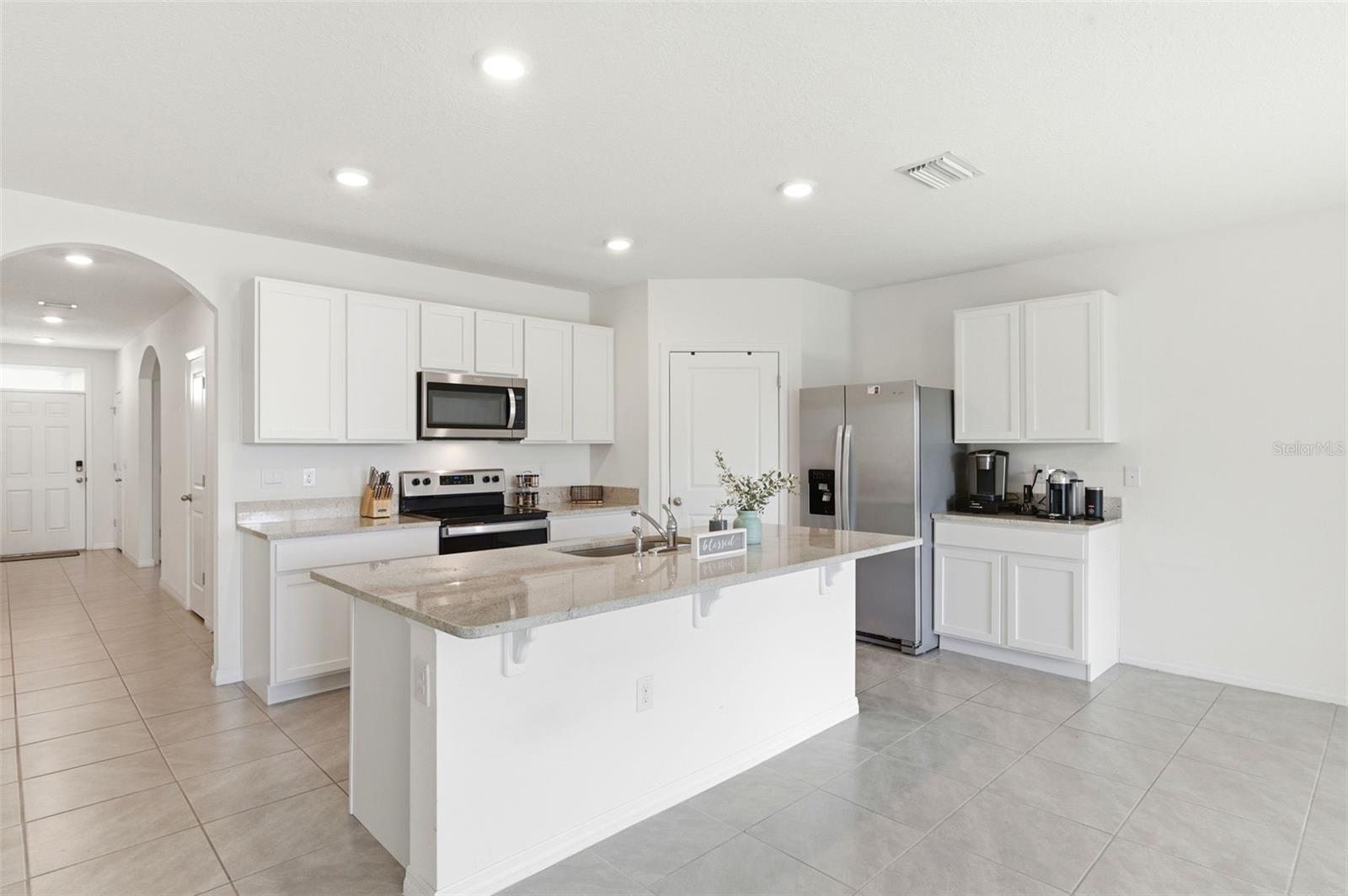 9014 FORGE BREEZE LOOP, WESLEY CHAPEL, FL, 33545