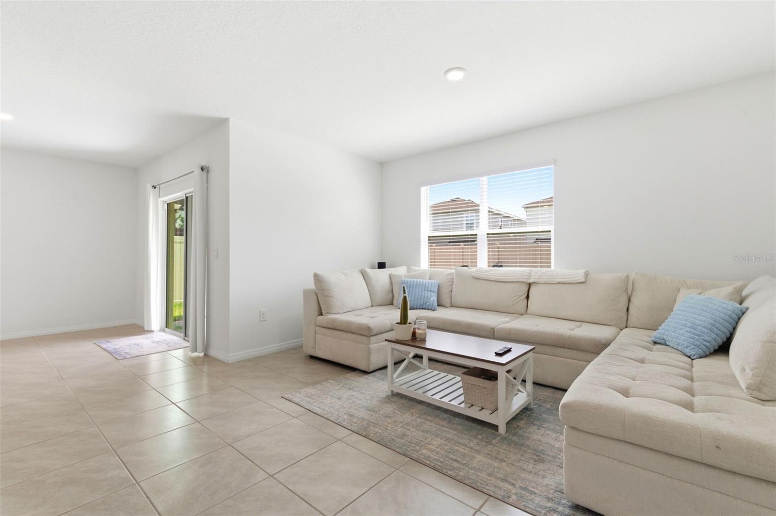 9014 FORGE BREEZE LOOP, WESLEY CHAPEL, FL, 33545
