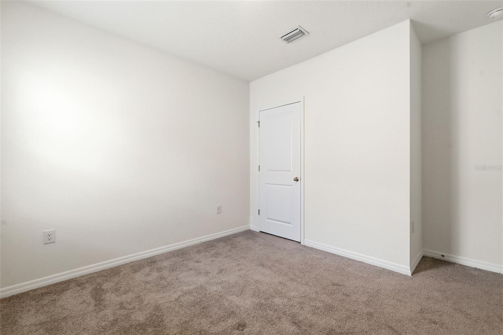 9014 FORGE BREEZE LOOP, WESLEY CHAPEL, FL, 33545