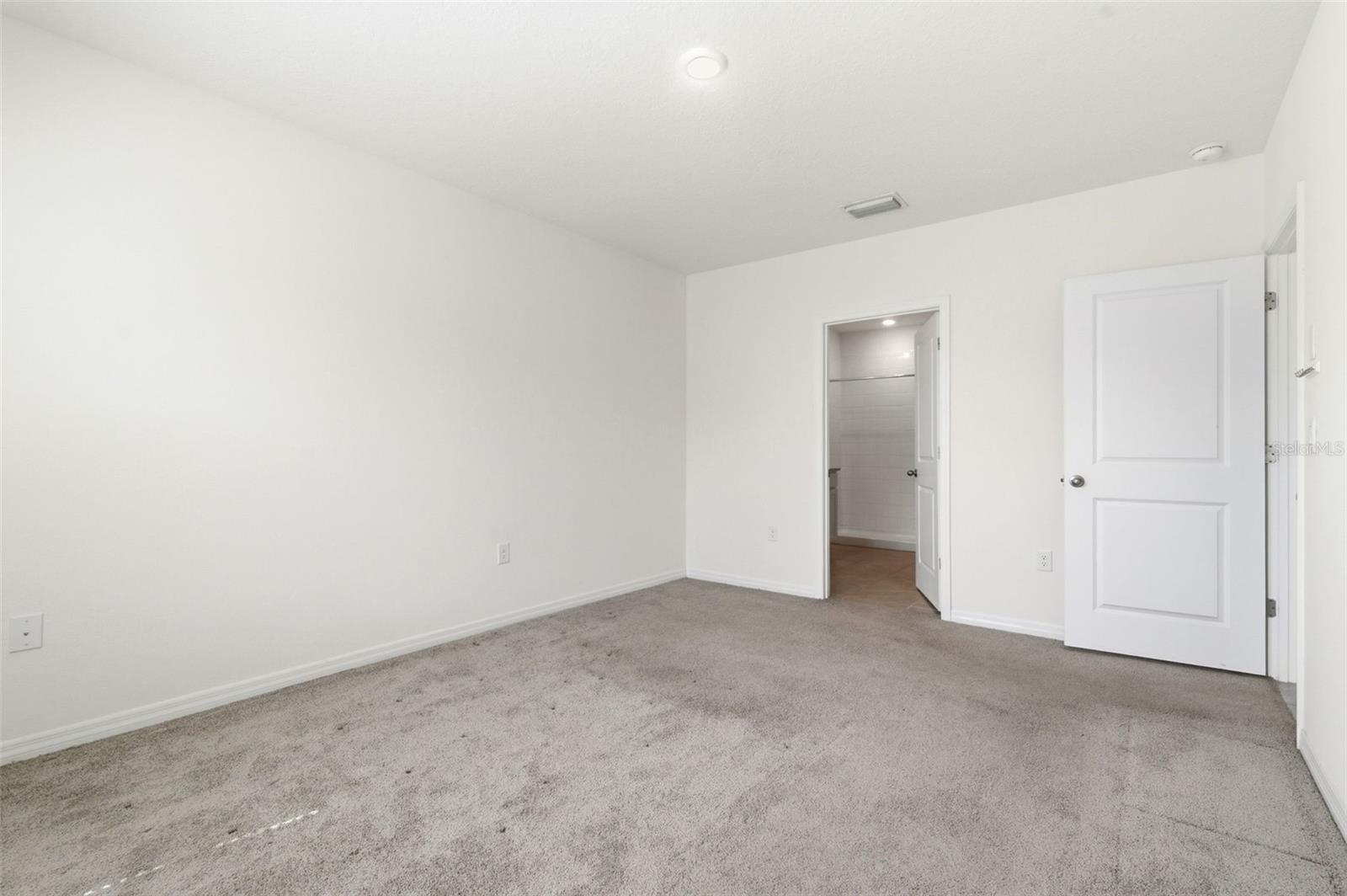9014 FORGE BREEZE LOOP, WESLEY CHAPEL, FL, 33545
