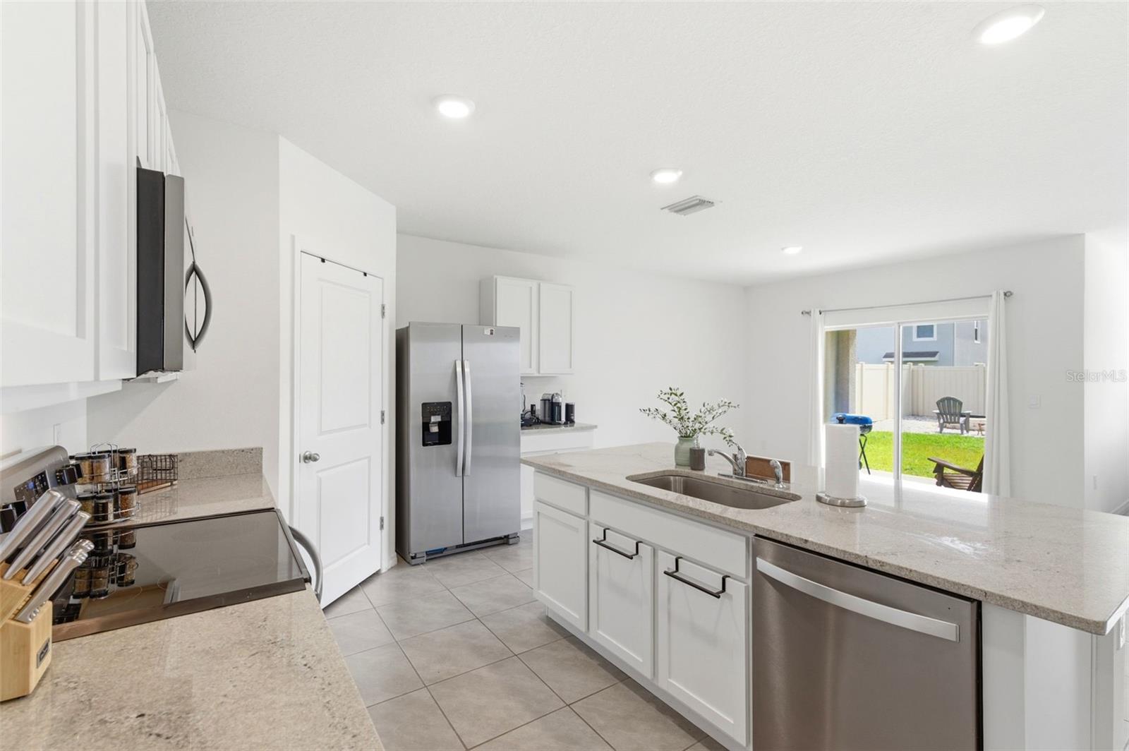 9014 FORGE BREEZE LOOP, WESLEY CHAPEL, FL, 33545
