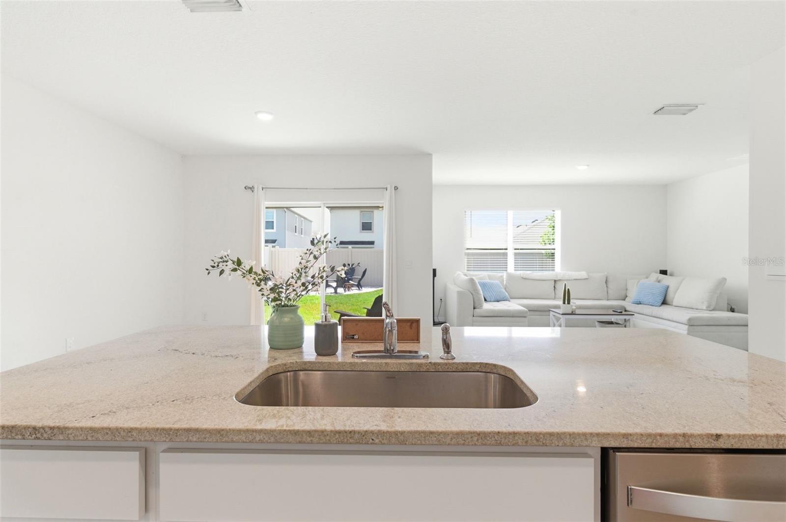 9014 FORGE BREEZE LOOP, WESLEY CHAPEL, FL, 33545
