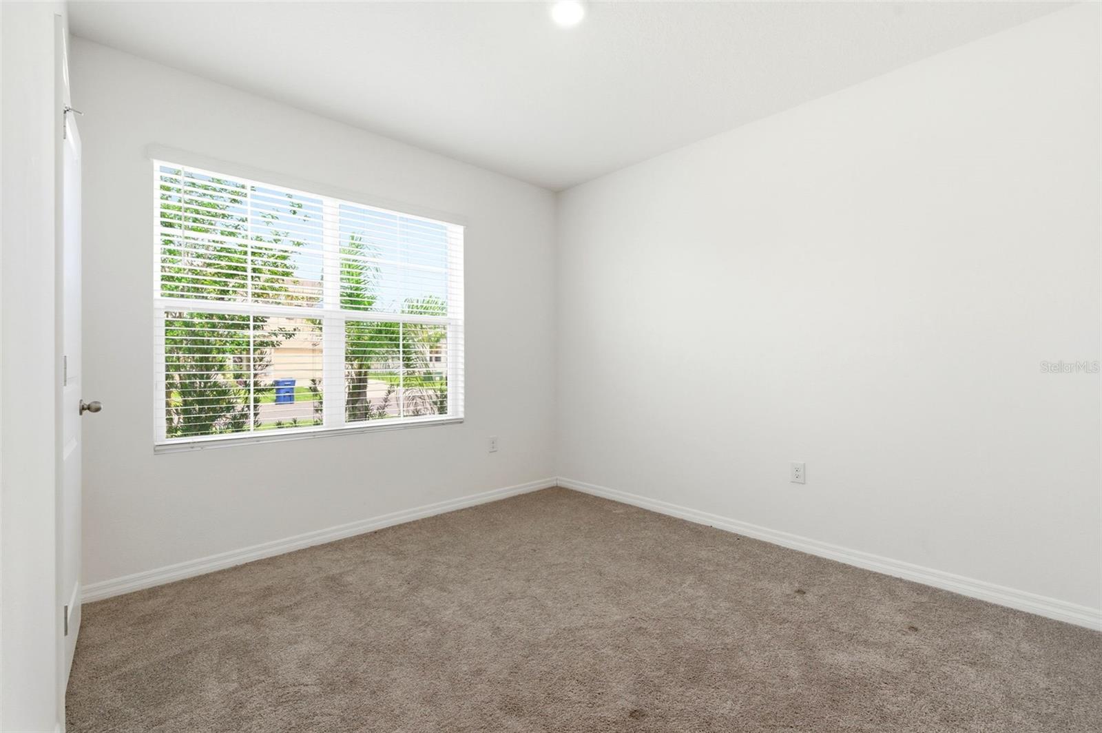 9014 FORGE BREEZE LOOP, WESLEY CHAPEL, FL, 33545
