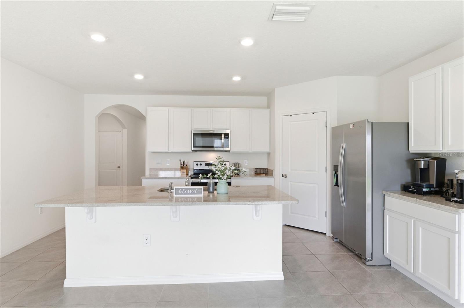 9014 FORGE BREEZE LOOP, WESLEY CHAPEL, FL, 33545