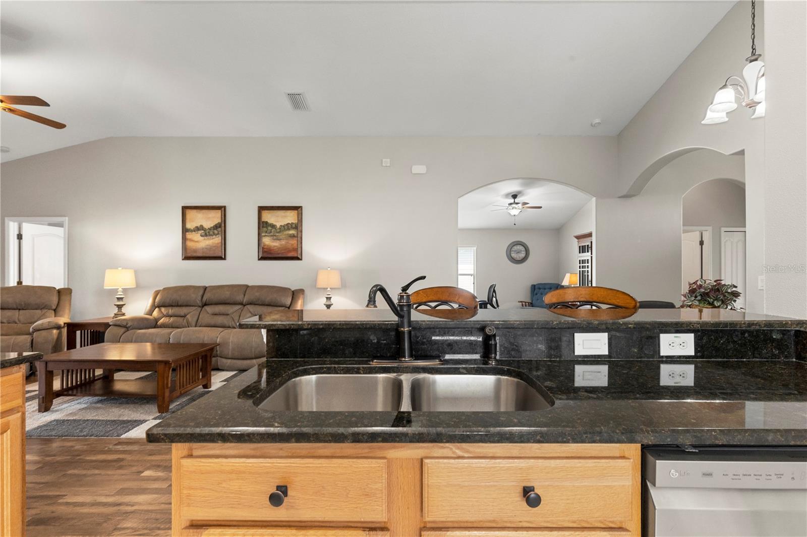 3911 LANGDRUM DR, WESLEY CHAPEL, FL, 33543