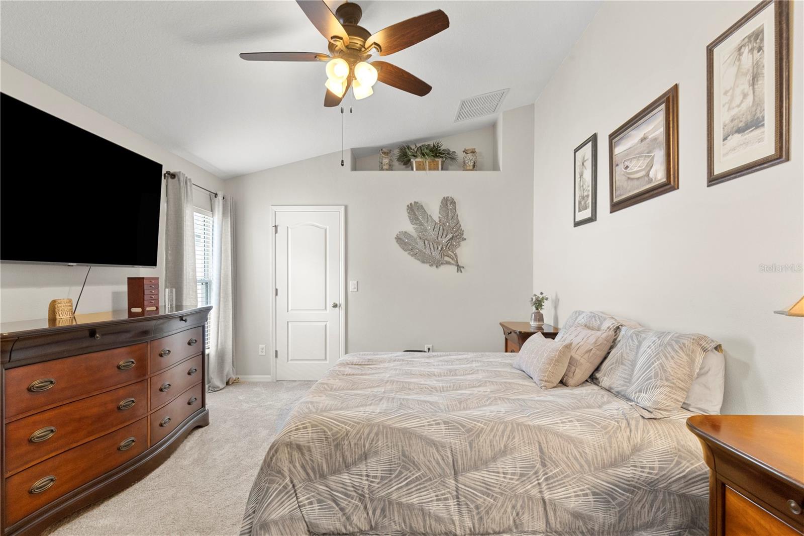 3911 LANGDRUM DR, WESLEY CHAPEL, FL, 33543