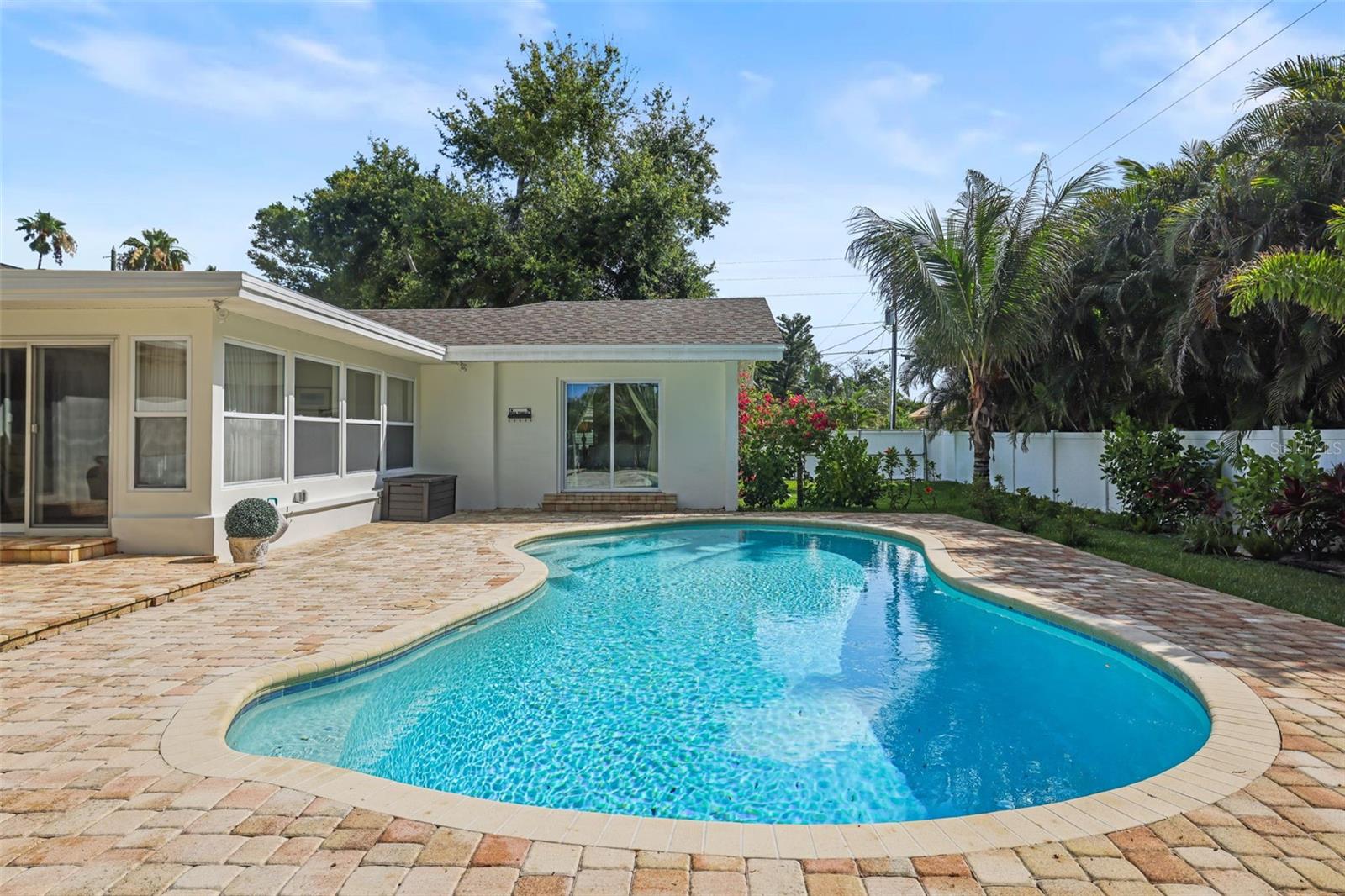 1701 INDIAN ROCKS RD, BELLEAIR, FL, 33756