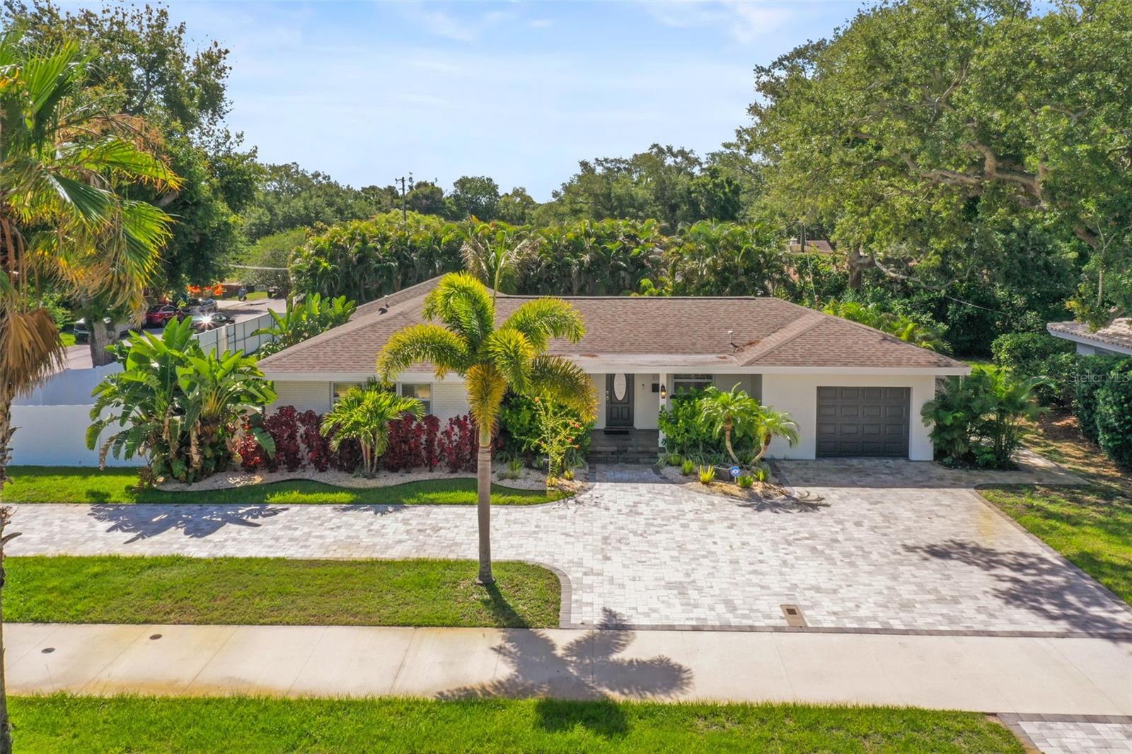 1701 INDIAN ROCKS RD, BELLEAIR, FL, 33756