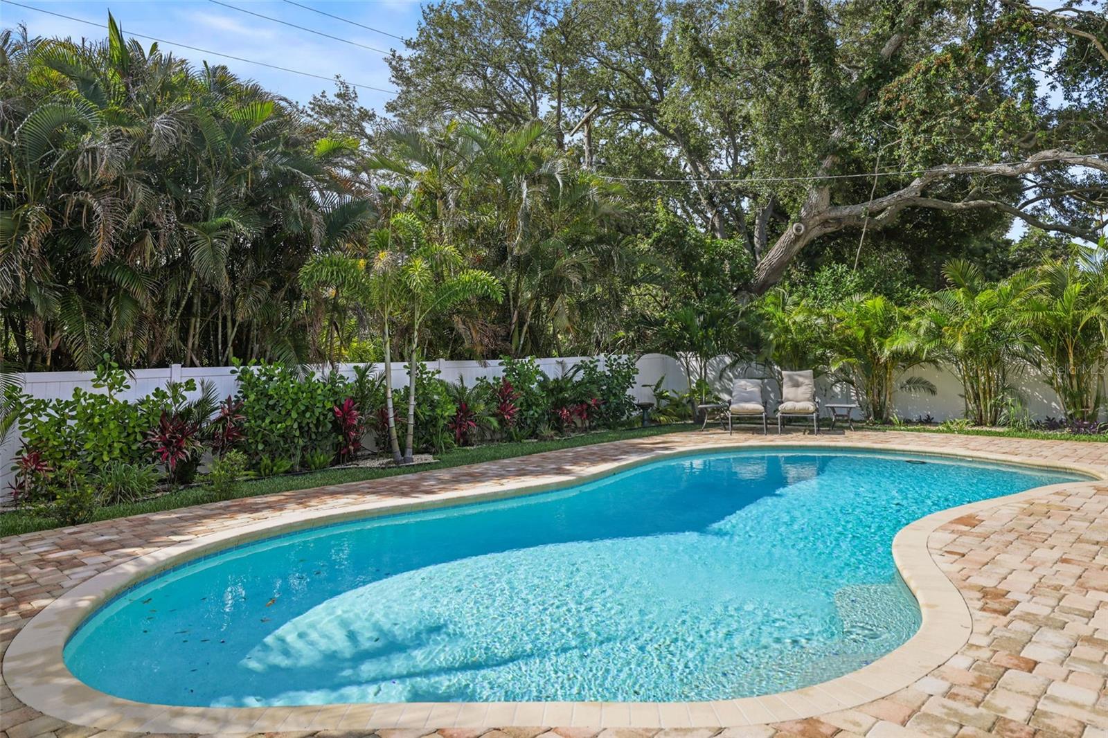1701 INDIAN ROCKS RD, BELLEAIR, FL, 33756