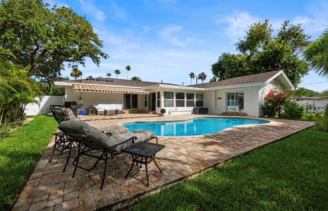 1701 INDIAN ROCKS RD, BELLEAIR, FL, 33756
