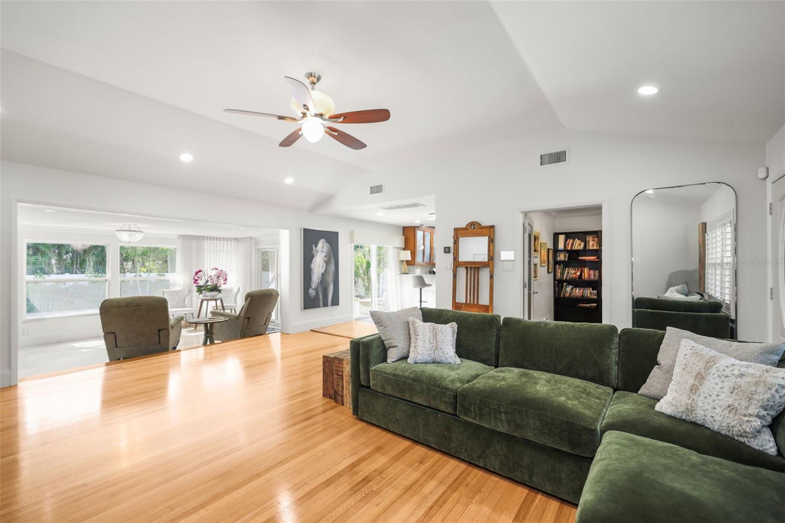 1701 INDIAN ROCKS RD, BELLEAIR, FL, 33756
