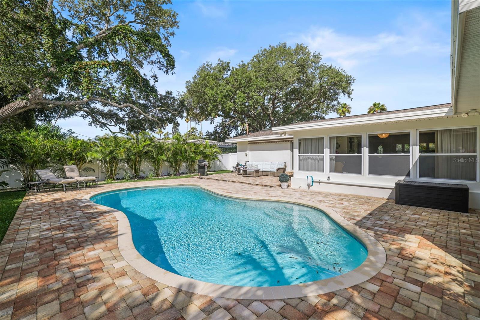 1701 INDIAN ROCKS RD, BELLEAIR, FL, 33756
