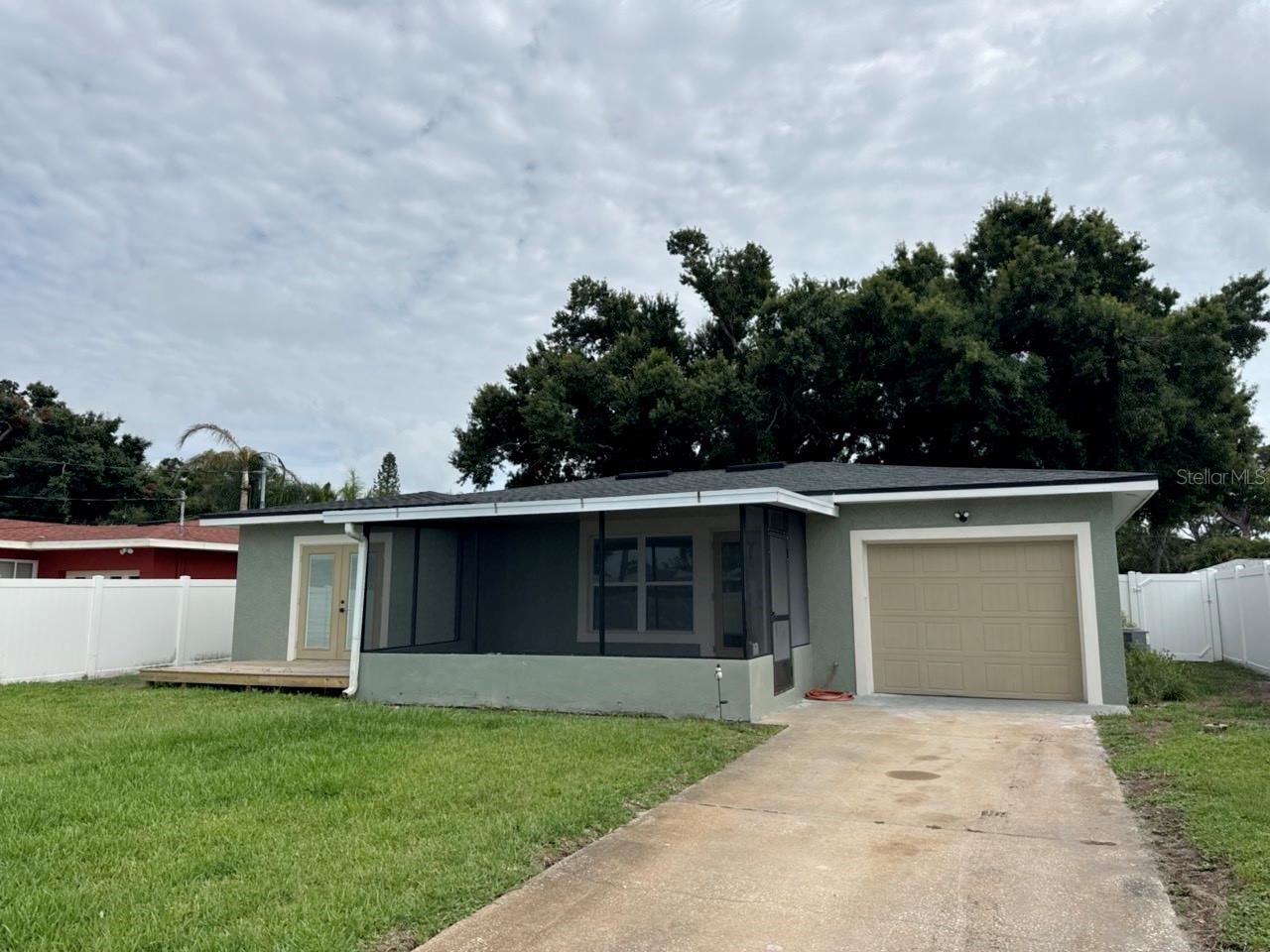 6743 BURLINGTON AVE N, ST PETERSBURG, FL, 33710