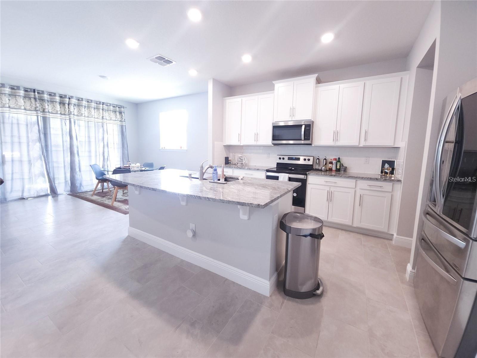 2488 CHAPEL OAK BND, WESLEY CHAPEL, FL, 33543