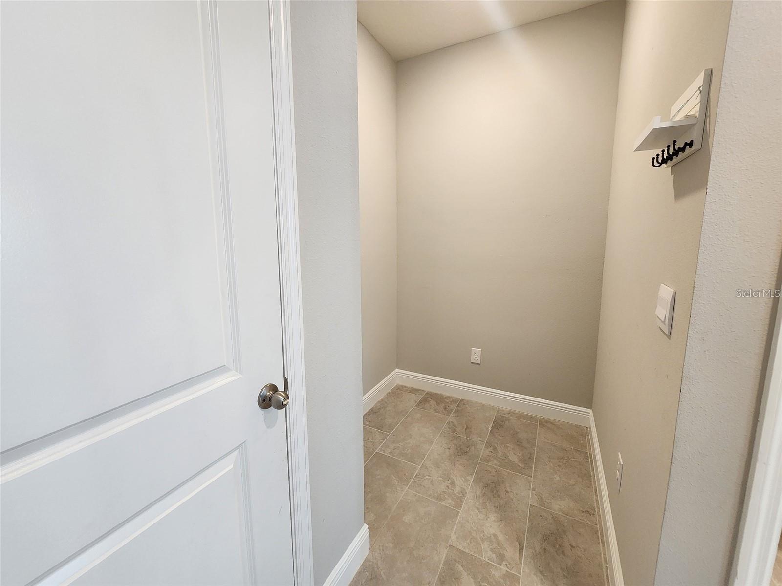 2488 CHAPEL OAK BND, WESLEY CHAPEL, FL, 33543