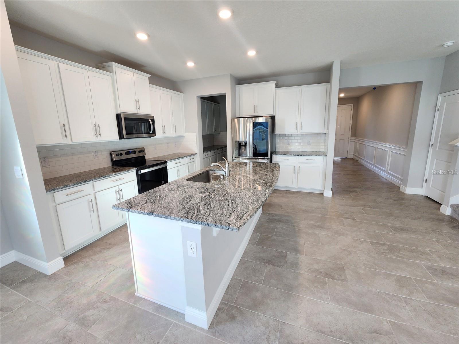2488 CHAPEL OAK BND, WESLEY CHAPEL, FL, 33543