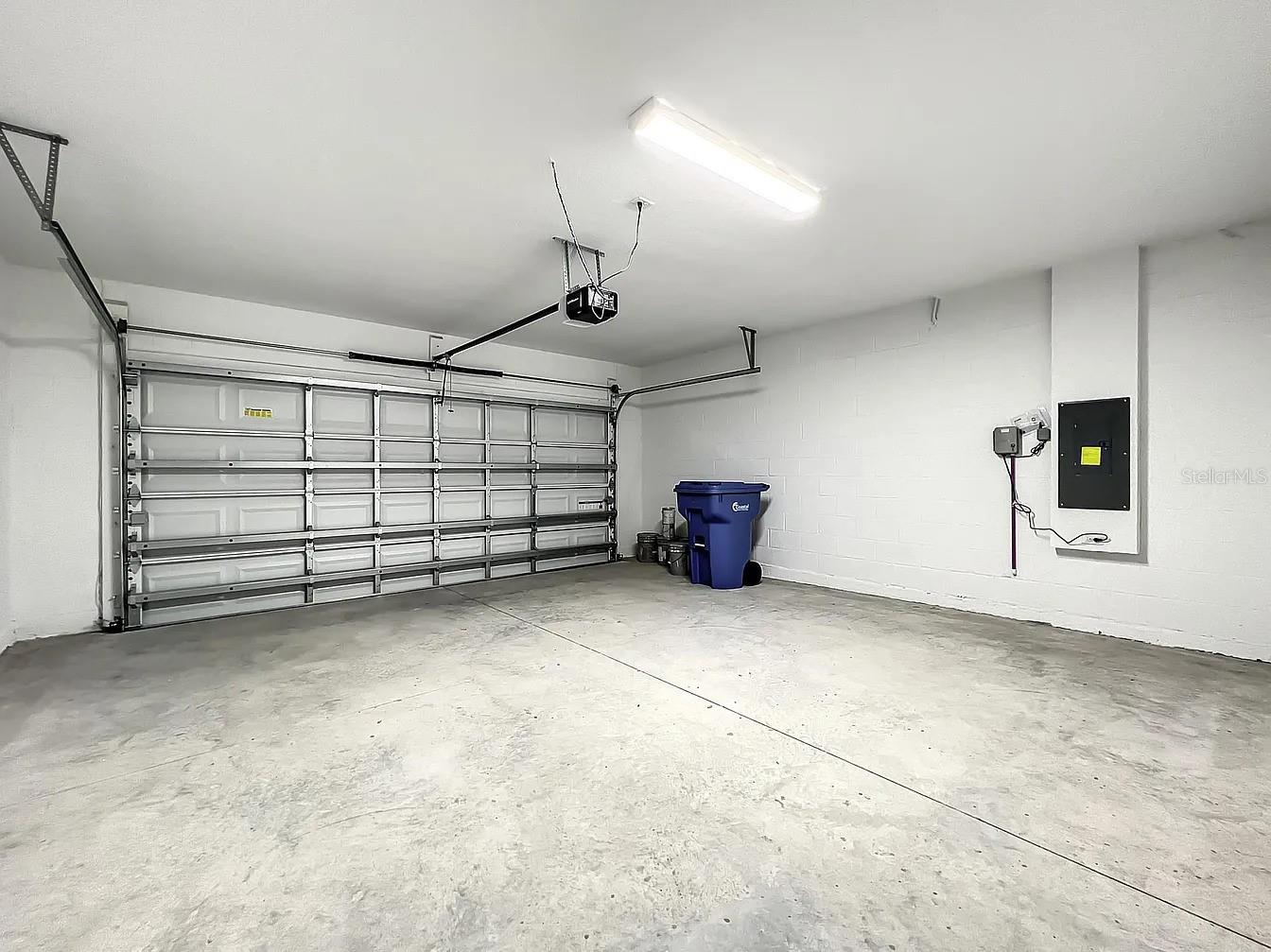 7540 FREESIA TRCE, WESLEY CHAPEL, FL, 33545
