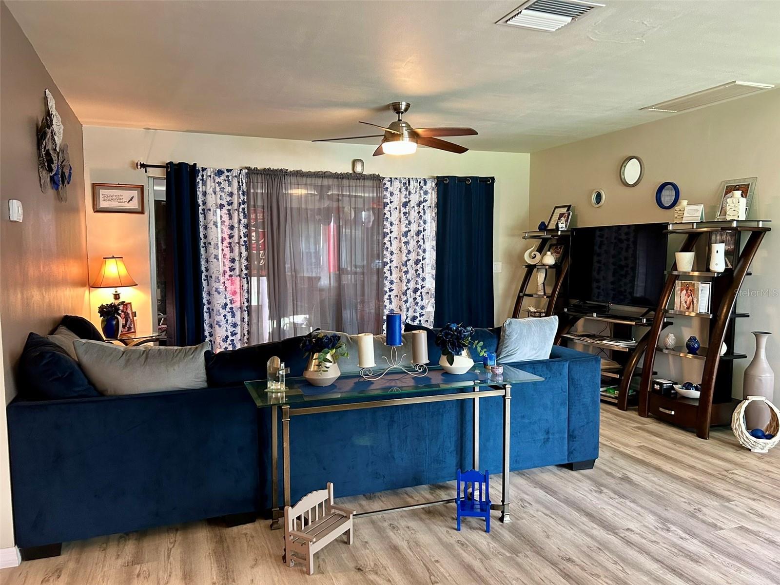 1615 PINEWOOD DR, CLEARWATER, FL, 33756