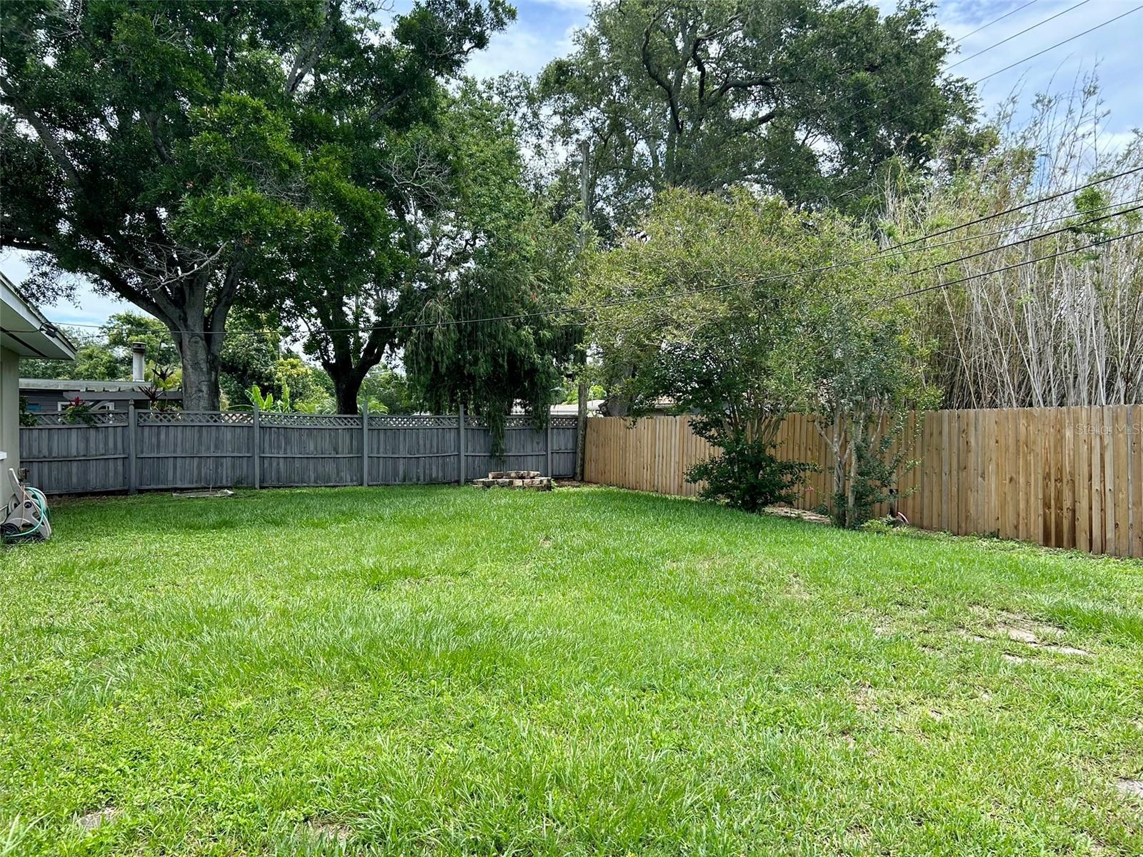 1615 PINEWOOD DR, CLEARWATER, FL, 33756