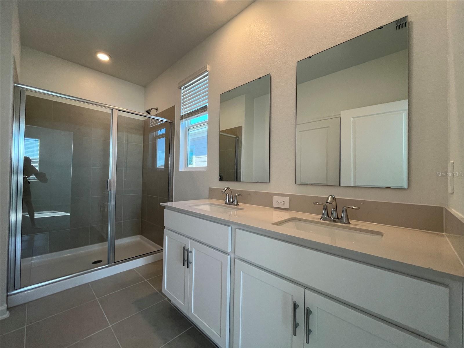 BRONSONS RDG REP, APOPKA, FL, 32703