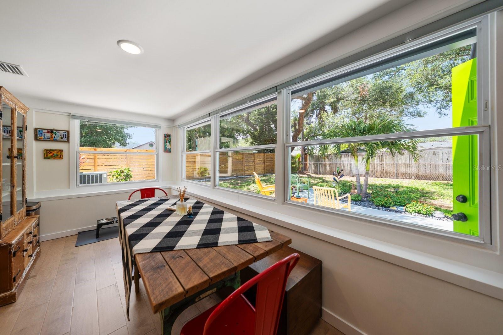 512 ROANOKE ST, DUNEDIN, FL, 34698