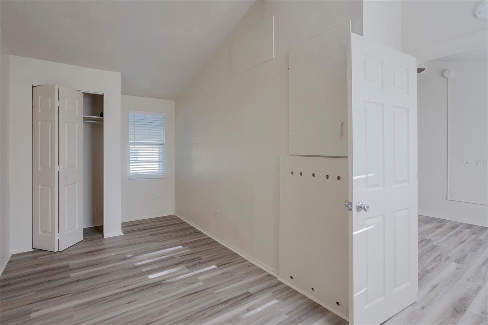 1102 SUNSET POINT RD, CLEARWATER, FL, 33755