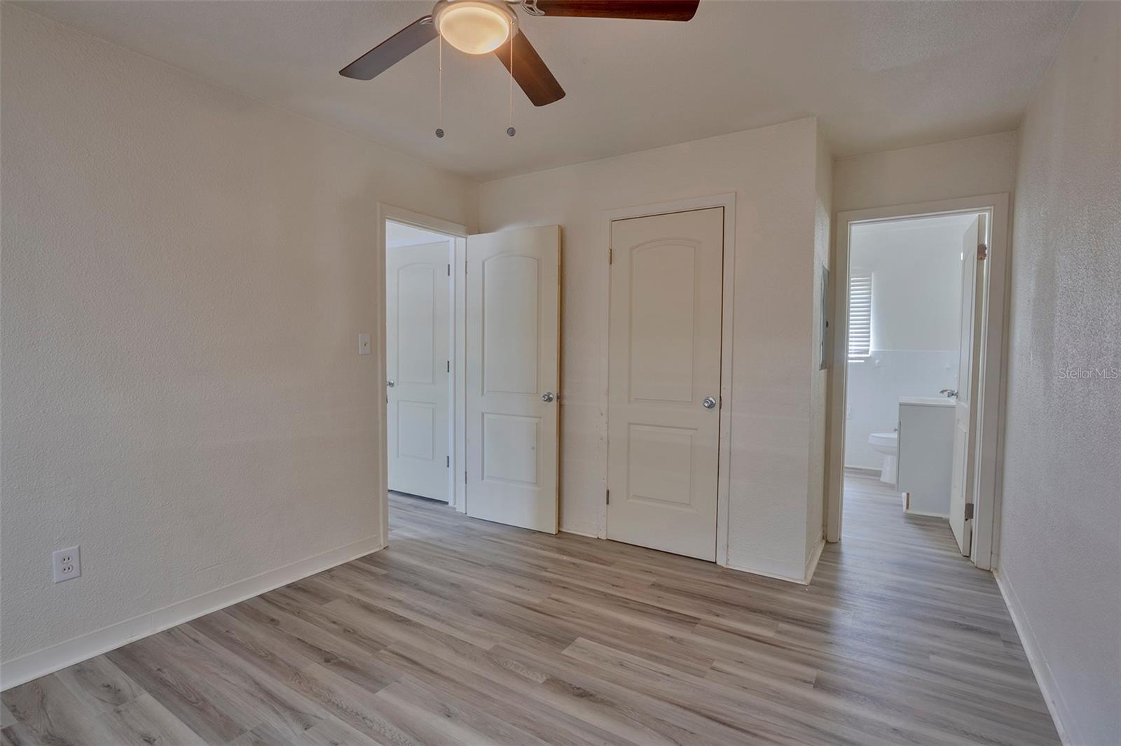 1102 SUNSET POINT RD, CLEARWATER, FL, 33755