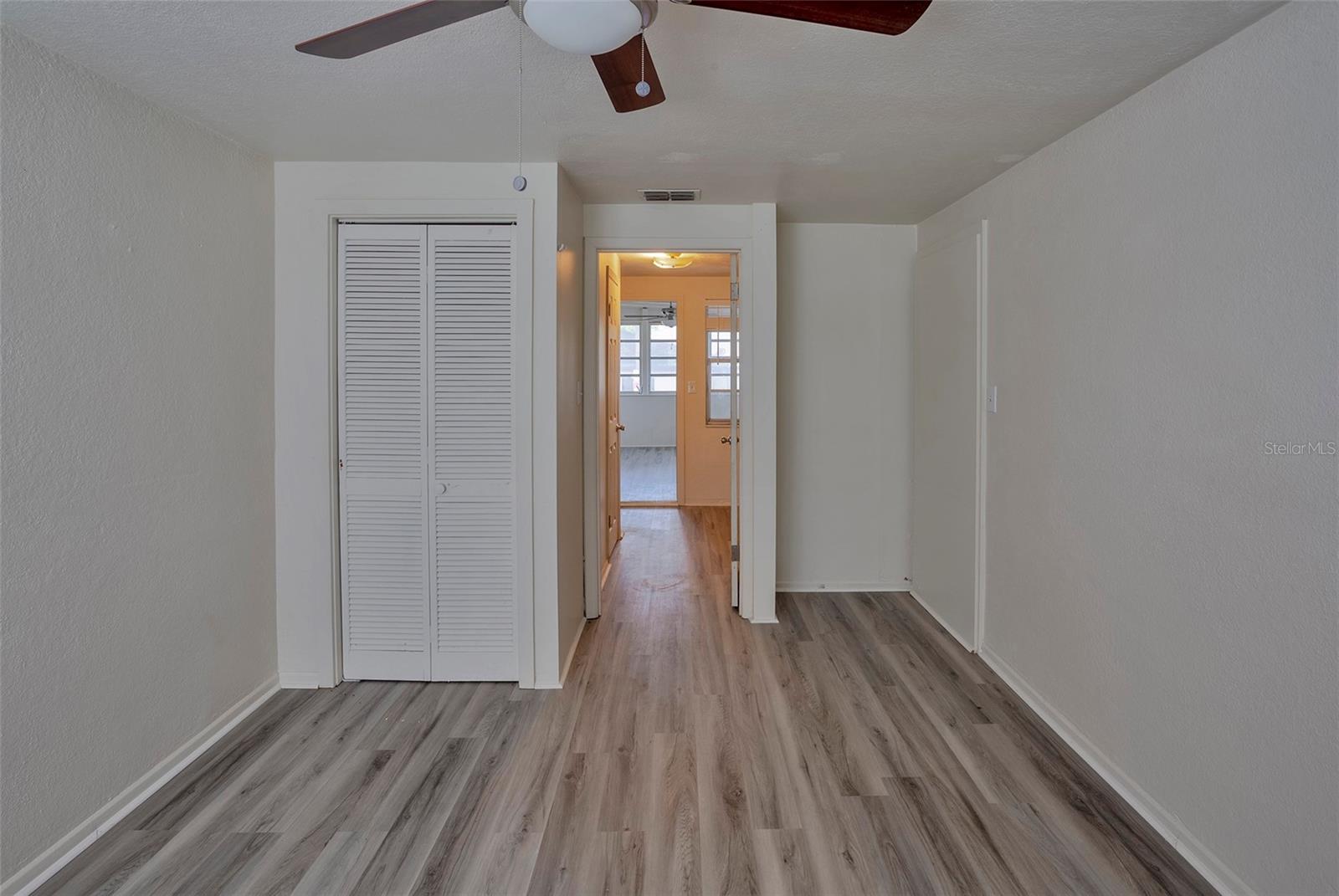 1102 SUNSET POINT RD, CLEARWATER, FL, 33755