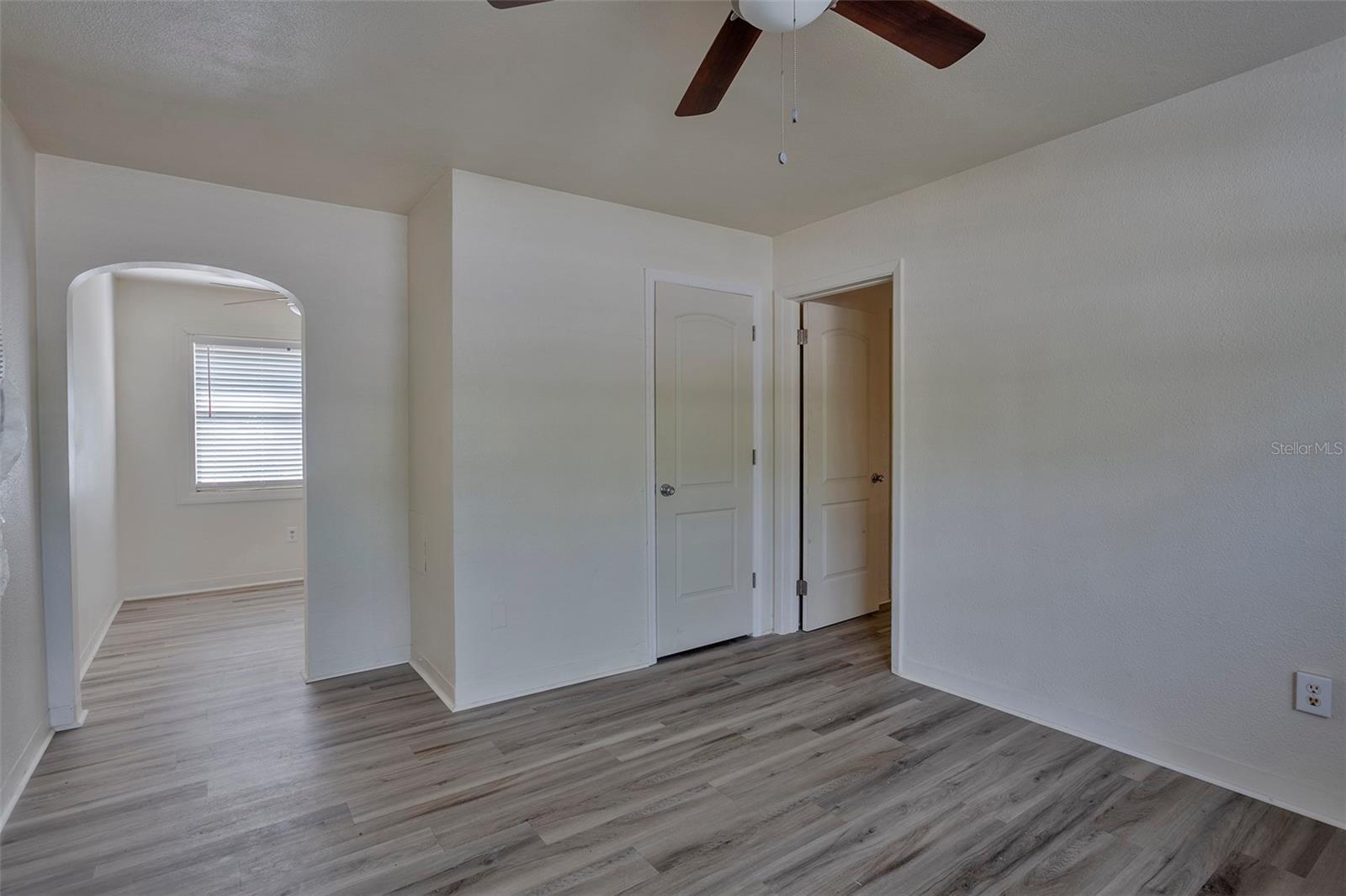 1102 SUNSET POINT RD, CLEARWATER, FL, 33755