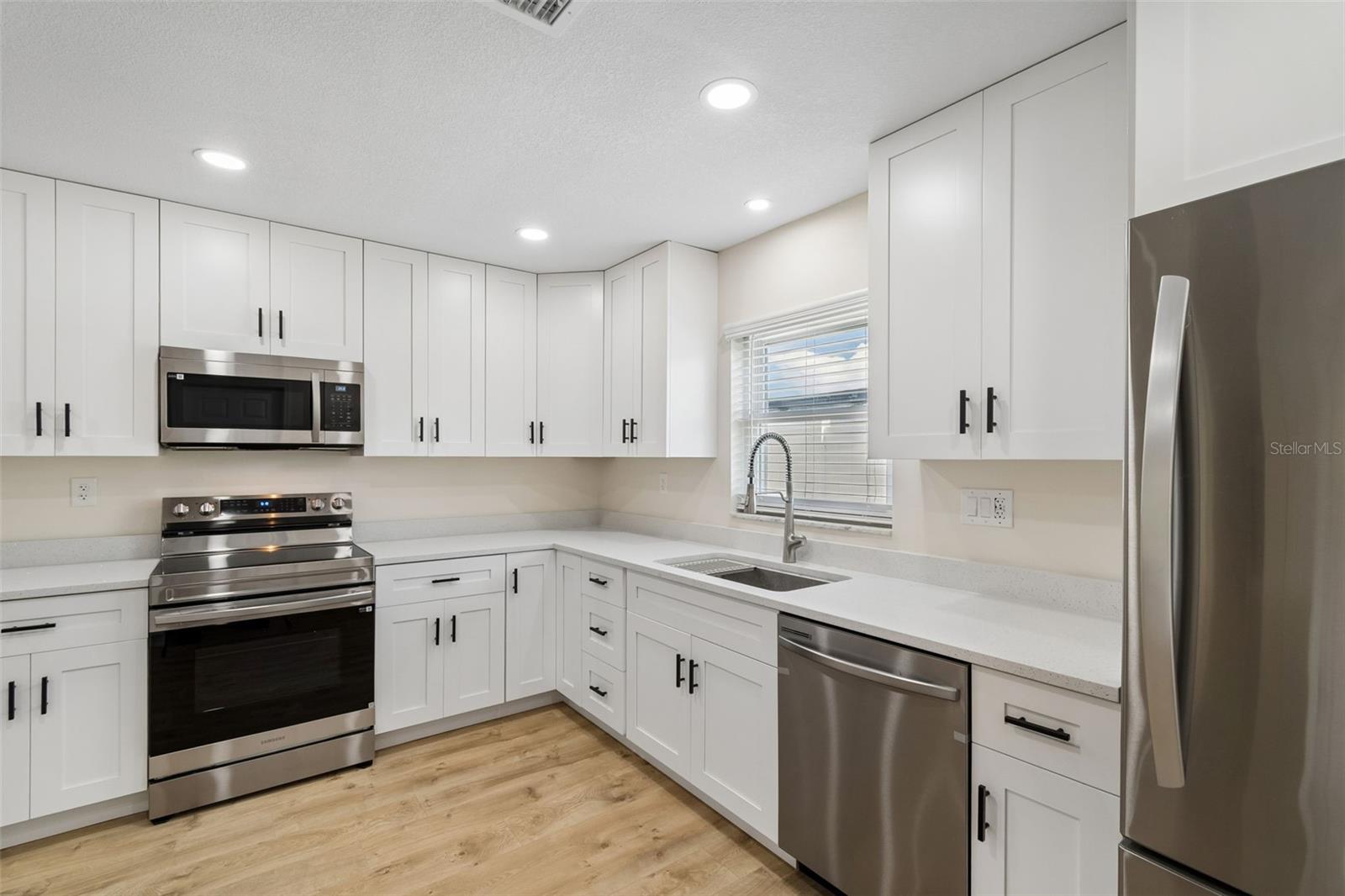 6003 TAMPA SHORES BLVD, TAMPA, FL, 33615