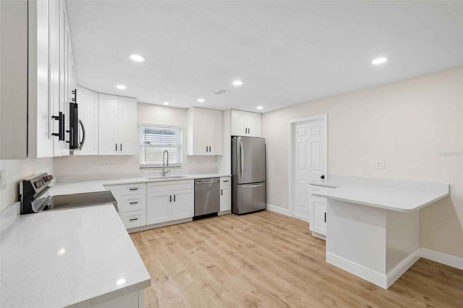 6003 TAMPA SHORES BLVD, TAMPA, FL, 33615