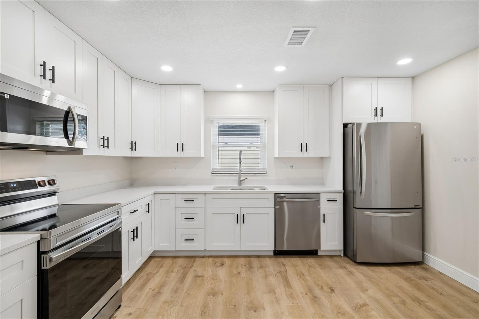 6003 TAMPA SHORES BLVD, TAMPA, FL, 33615