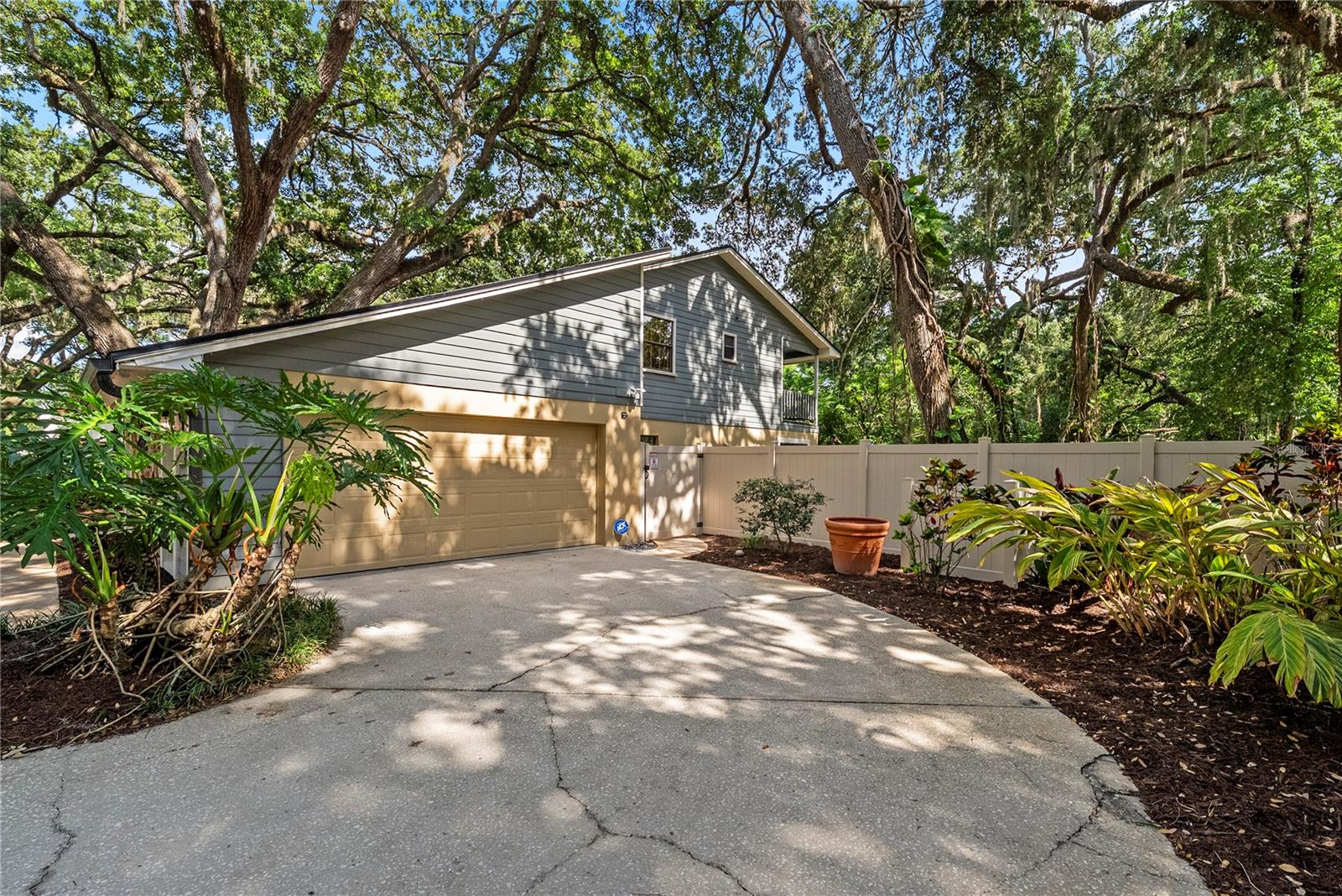 2503 HIGH OAKS LN, LUTZ, FL, 33559