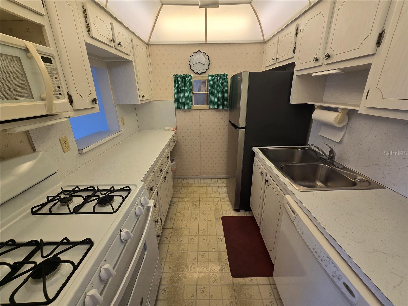 5967 TERRACE PARK DR N #103, ST PETERSBURG, FL, 33709