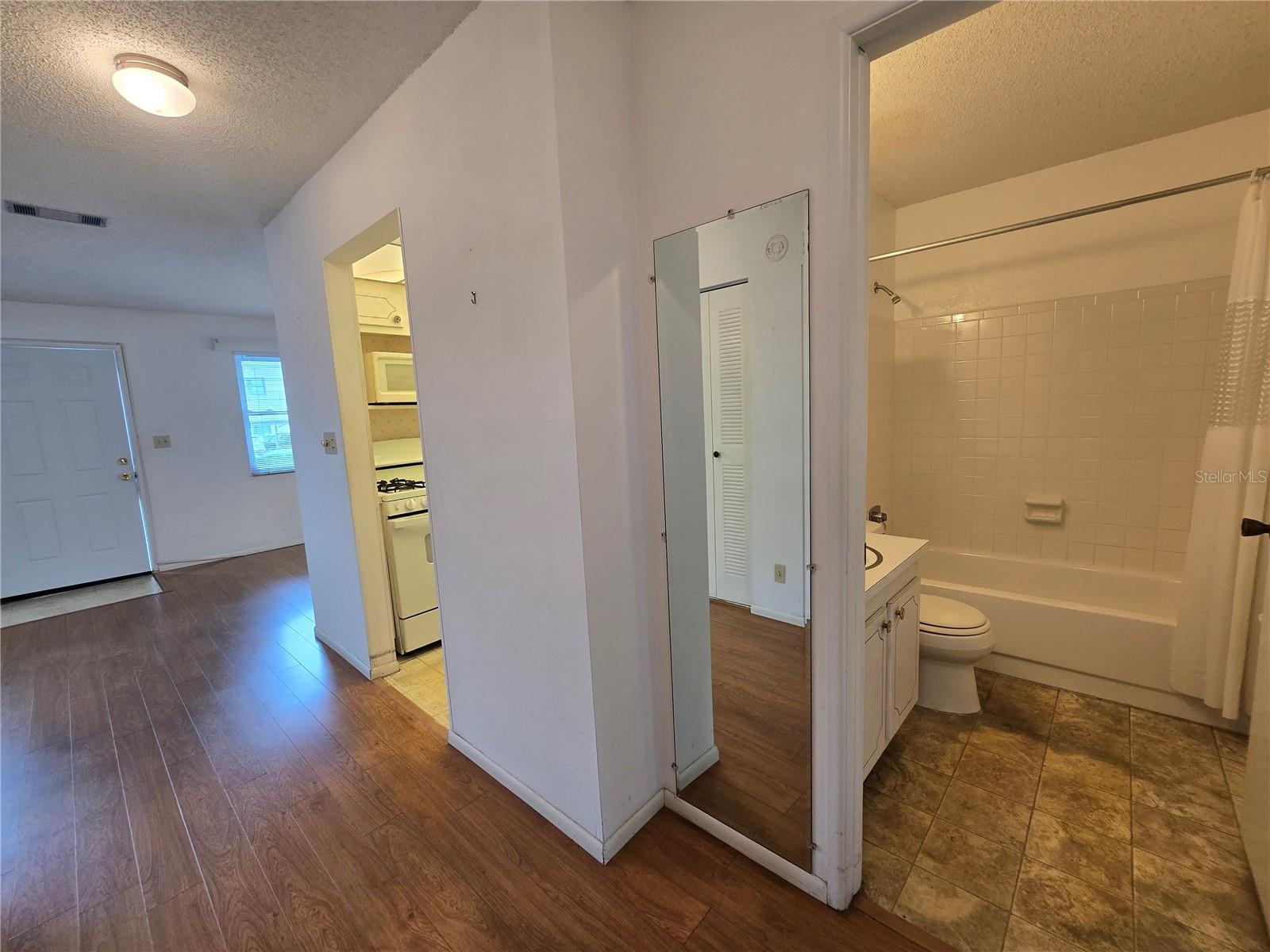 5967 TERRACE PARK DR N #103, ST PETERSBURG, FL, 33709