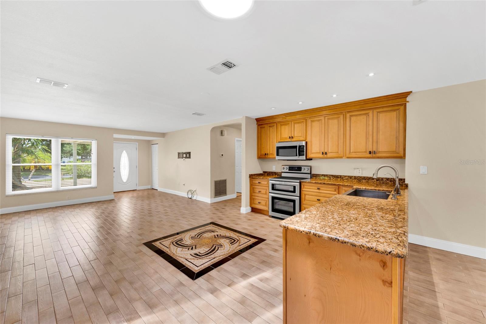 11775 112TH AVE, SEMINOLE, FL, 33778