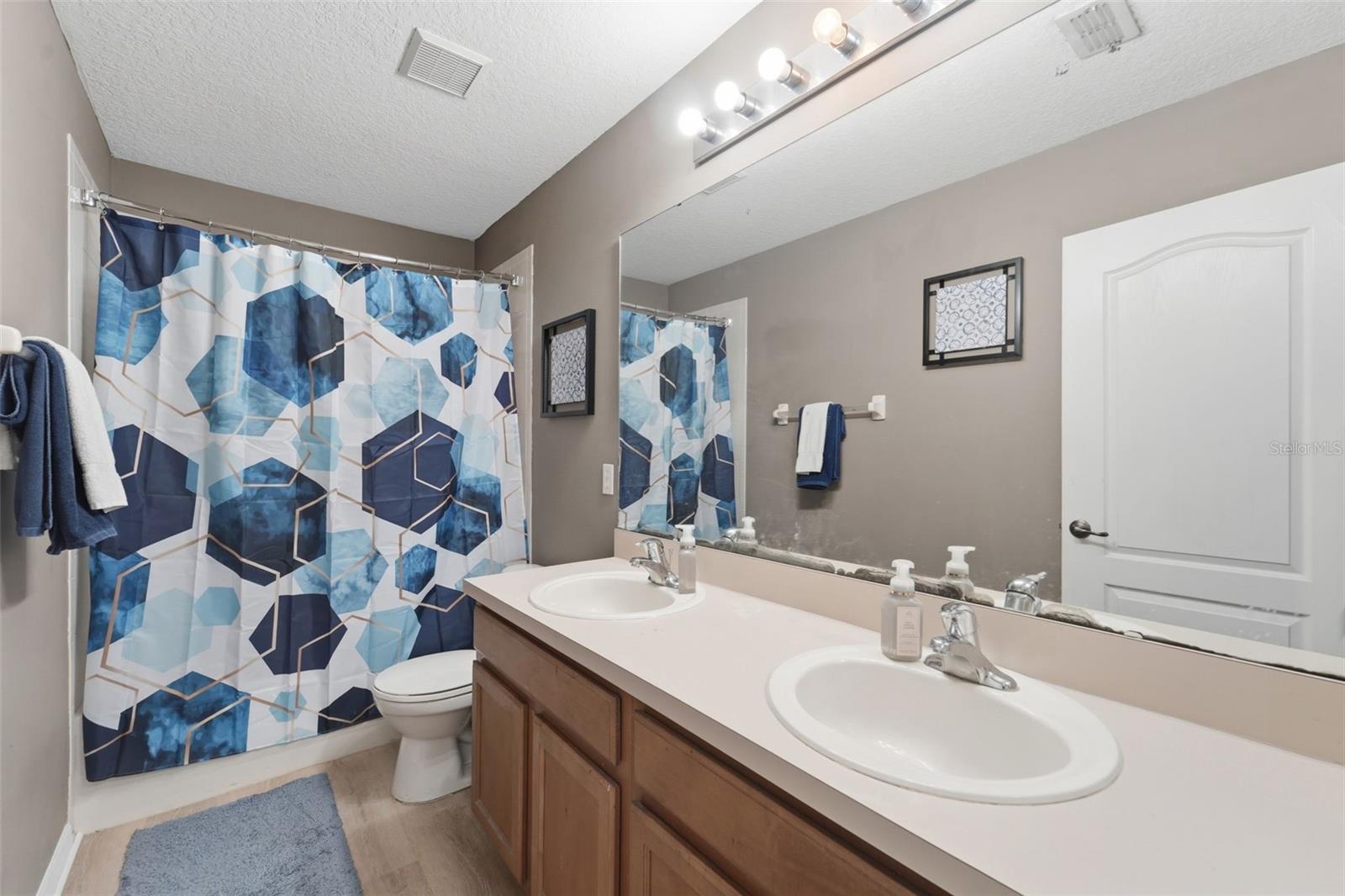 18124 SAXONY LN, ORLANDO, FL, 32820
