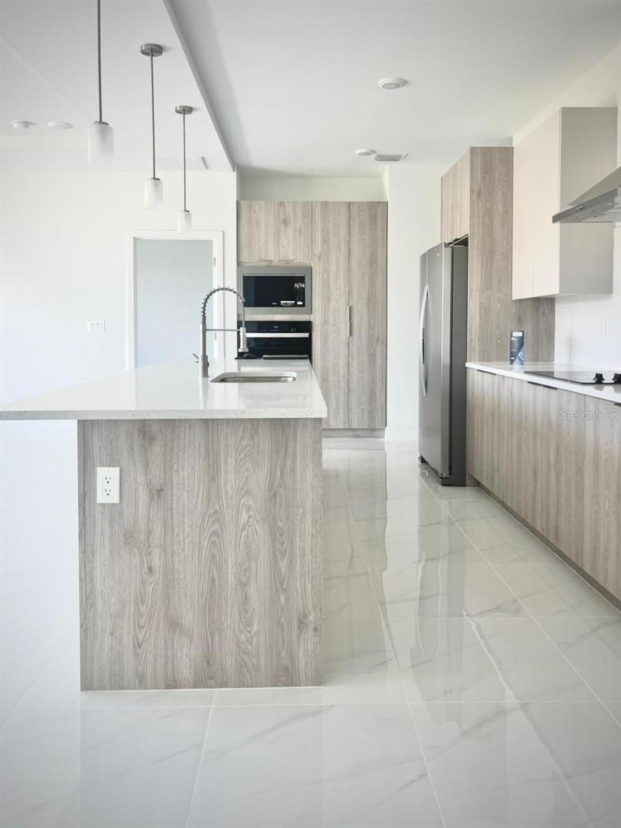 117 NW 13TH ST, CAPE CORAL, FL, 33993