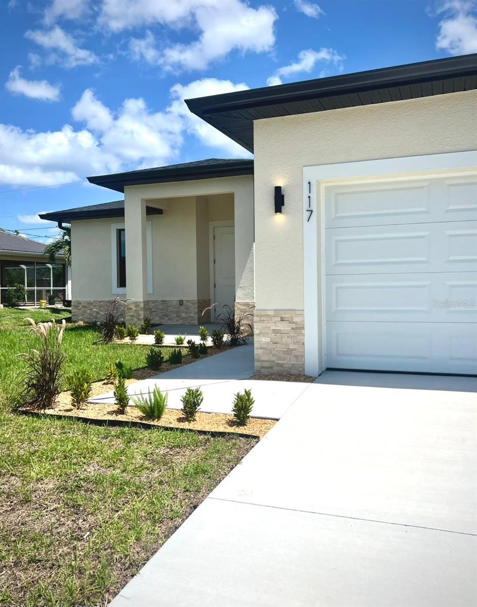 117 NW 13TH ST, CAPE CORAL, FL, 33993